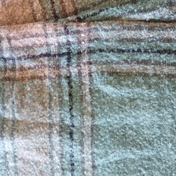 Plaid Scarf Wrap, Lt Green Plaid Wrap Scarf Striped Throw Blanket NEW - Picture 4 of 4